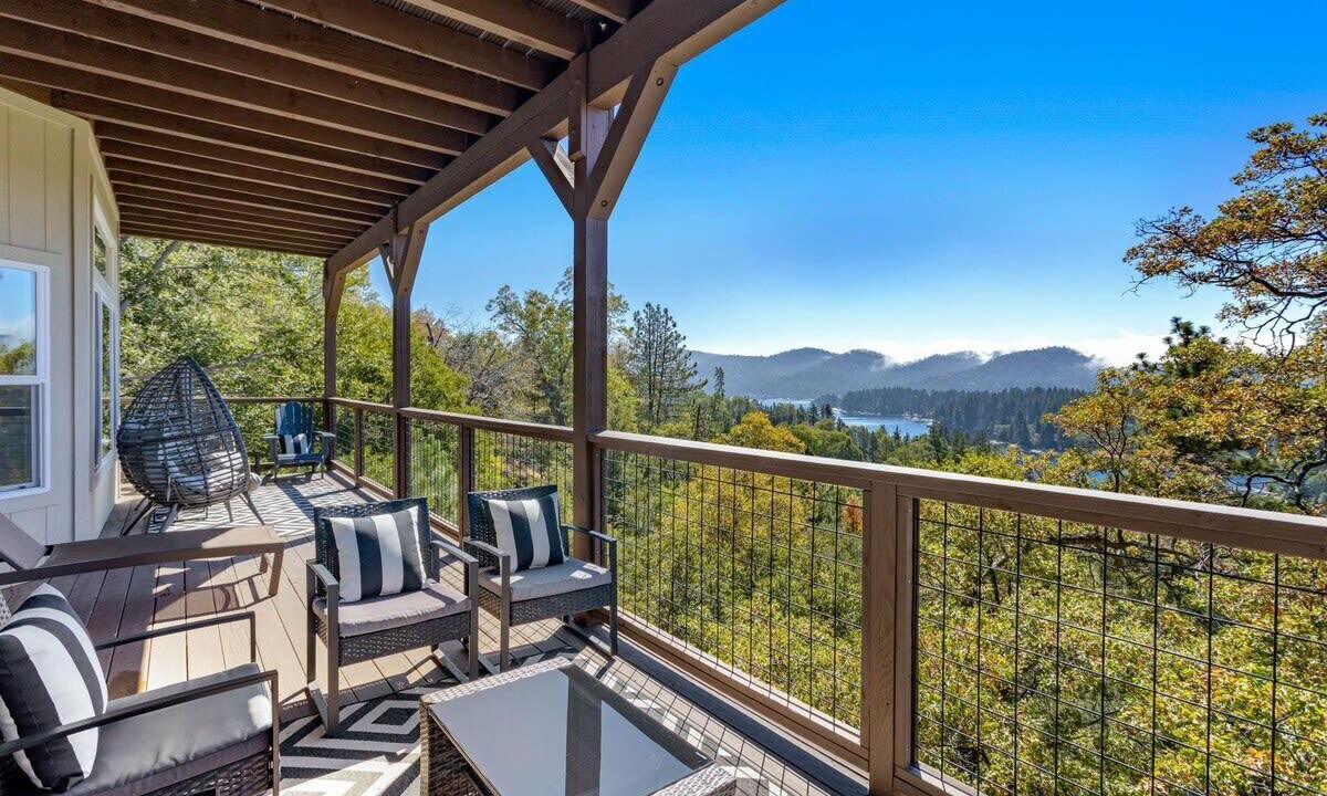 Photo of Outdoor in Lake Arrowhead