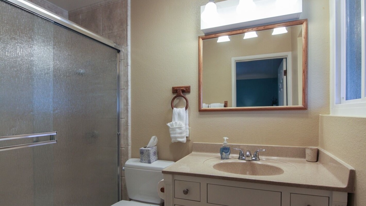 Photo of Bathroom in North Broadway