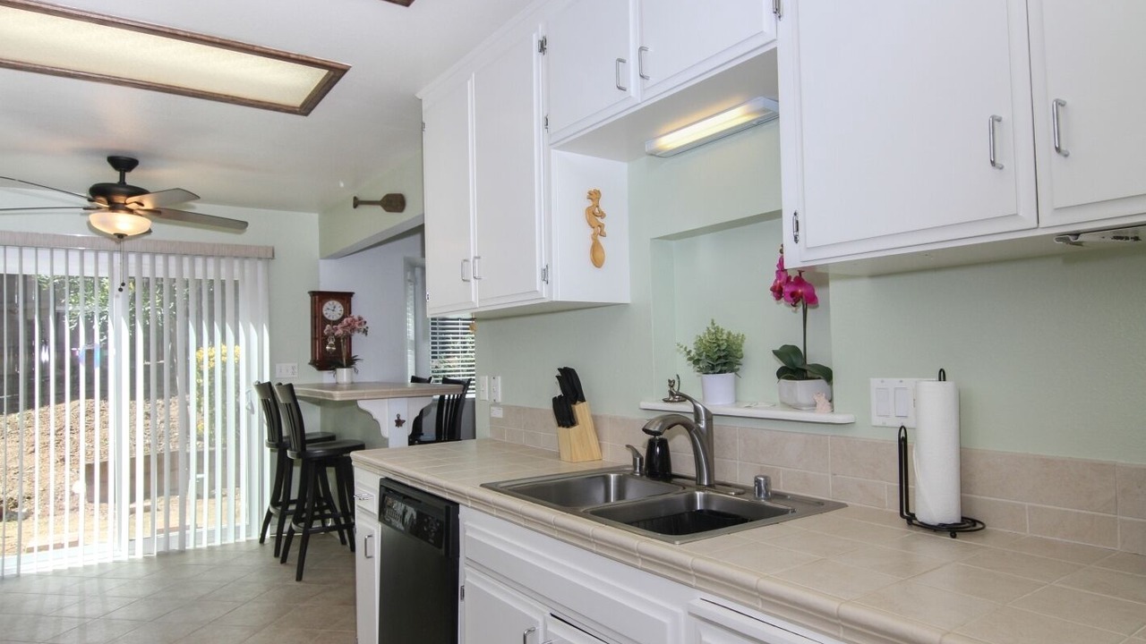 Photo of Kitchen in North Broadway