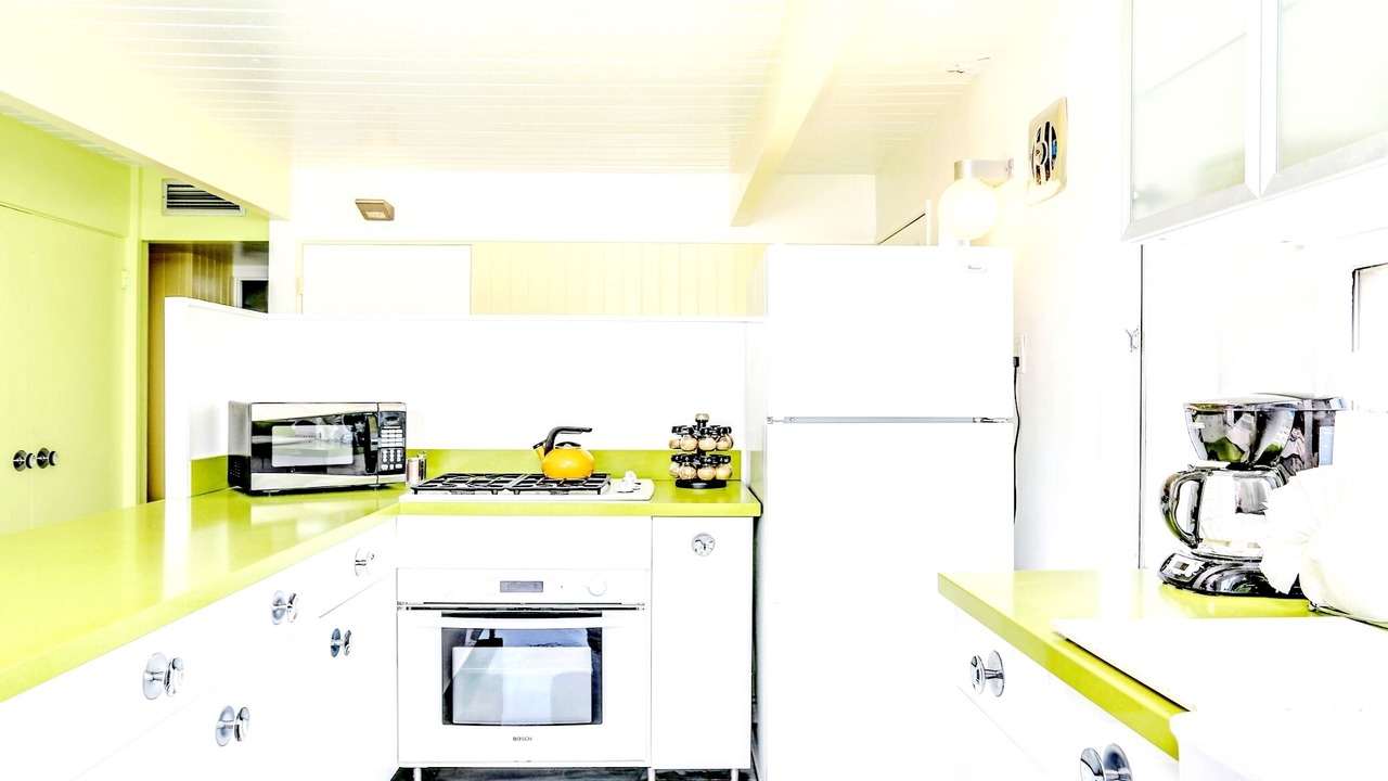 Photo of Kitchen in Racquet Club Estates