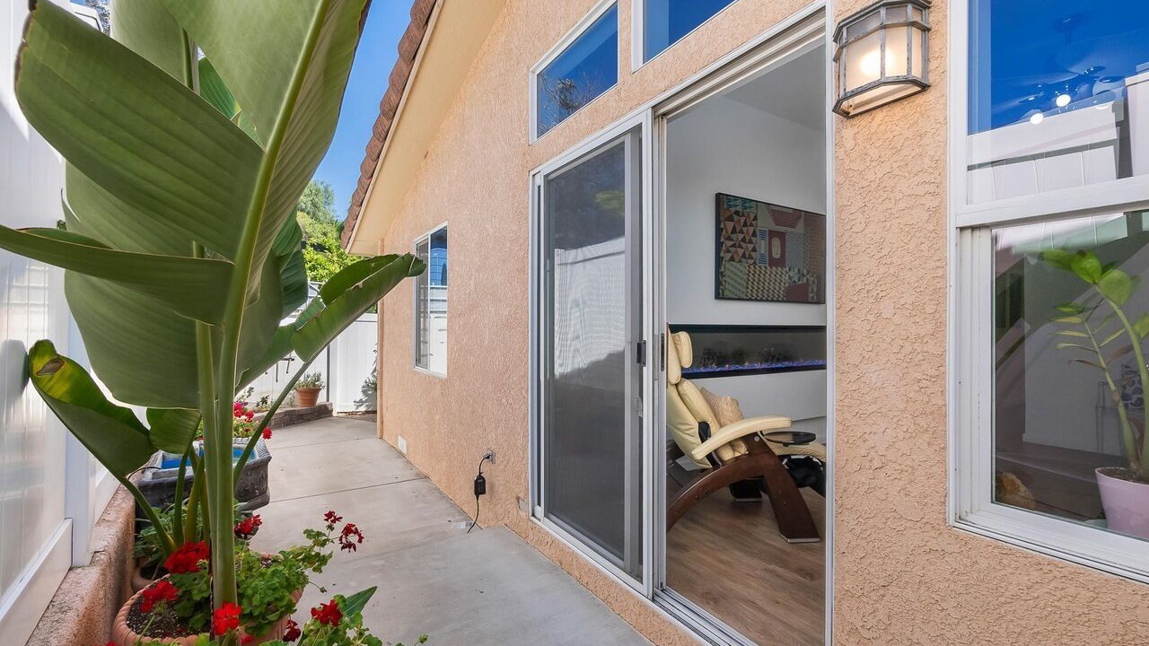 Photo of Patio Balcony in Topanga