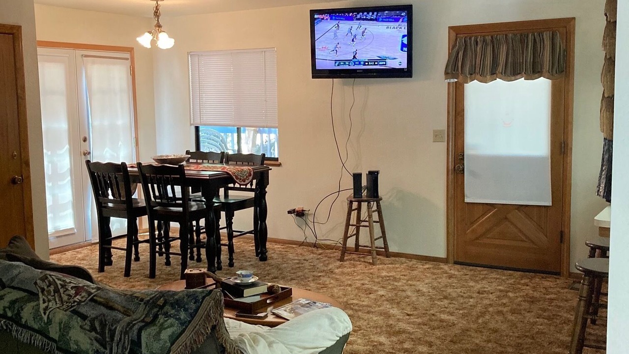 Photo of Livingroom in Arrowbear Lake