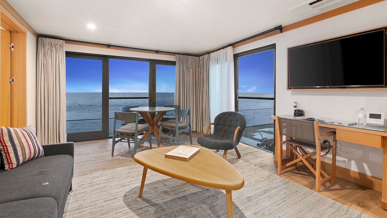 Photo of Bedroom in Eastern Malibu