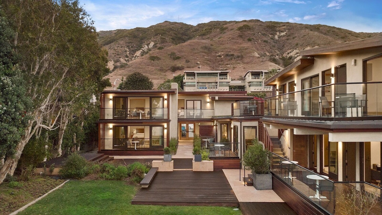 Photo of Others in Eastern Malibu
