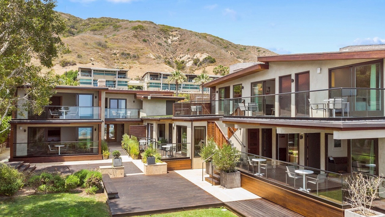 Photo of Others in Eastern Malibu