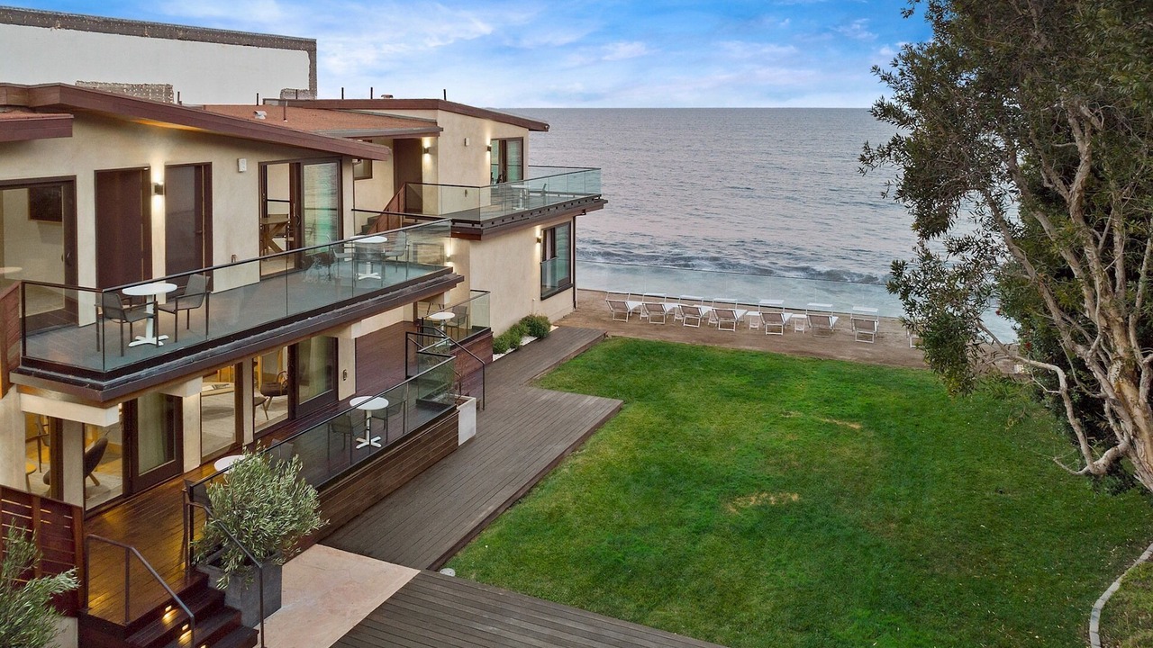 Photo of Others in Eastern Malibu