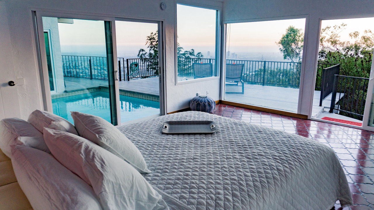 Photo of Outdoor in Hollywood Hills West