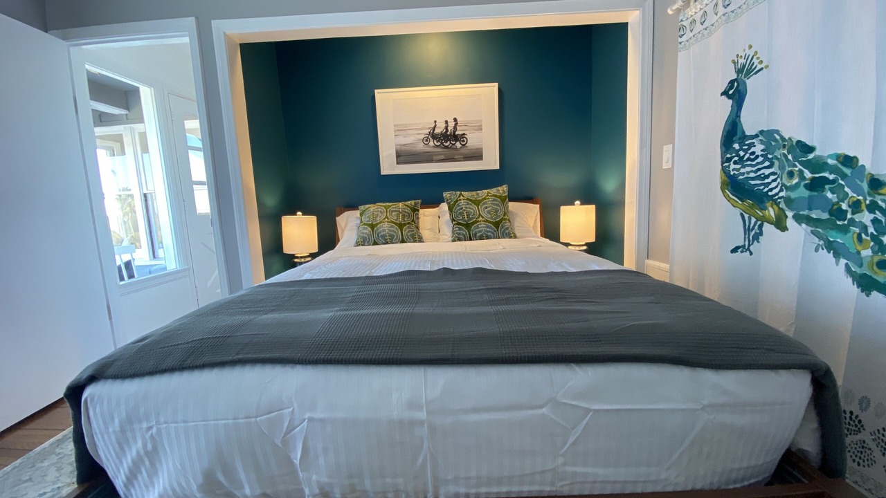 Photo of Bedroom in Pacific Palisades