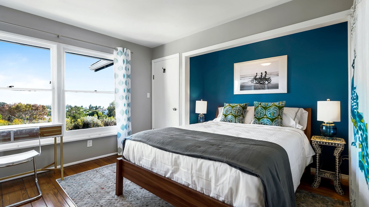 Photo of Bedroom in Pacific Palisades