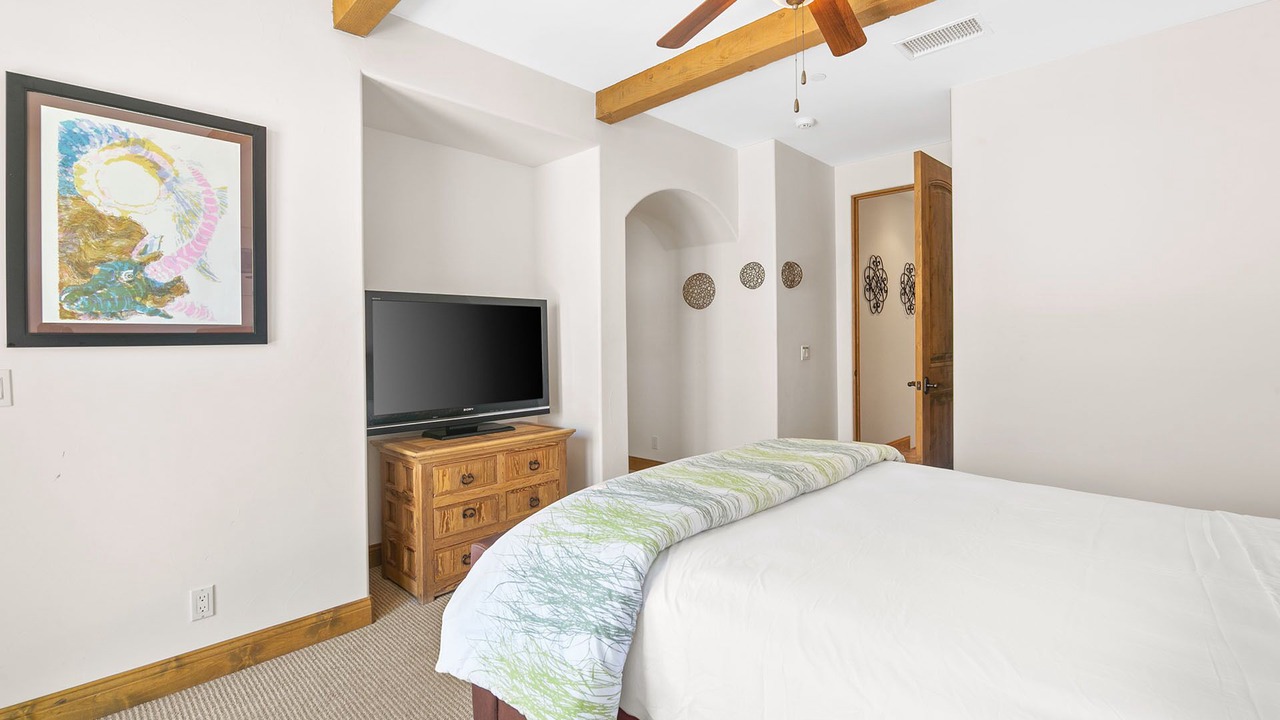 Photo of Bedroom in Chino Canyon