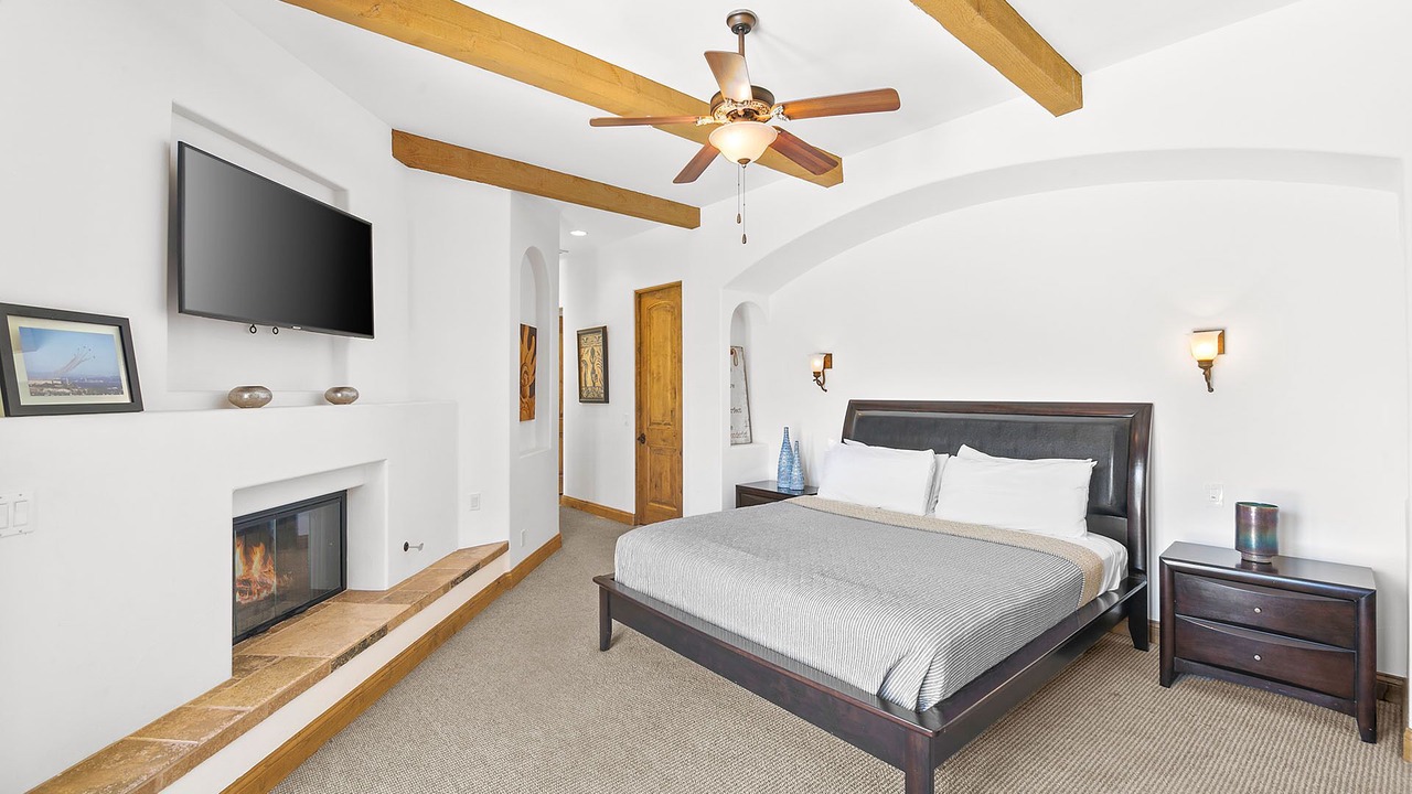 Photo of Bedroom in Chino Canyon