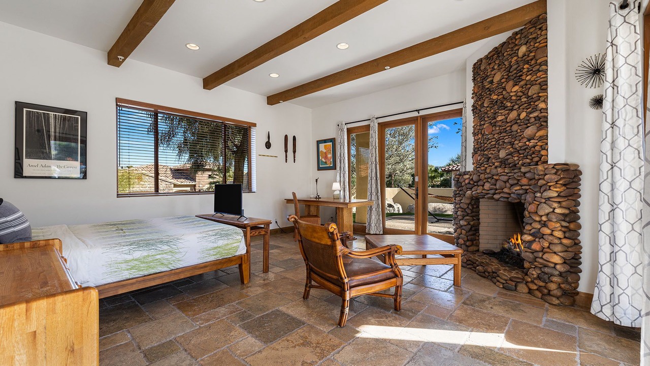 Photo of Bedroom in Chino Canyon