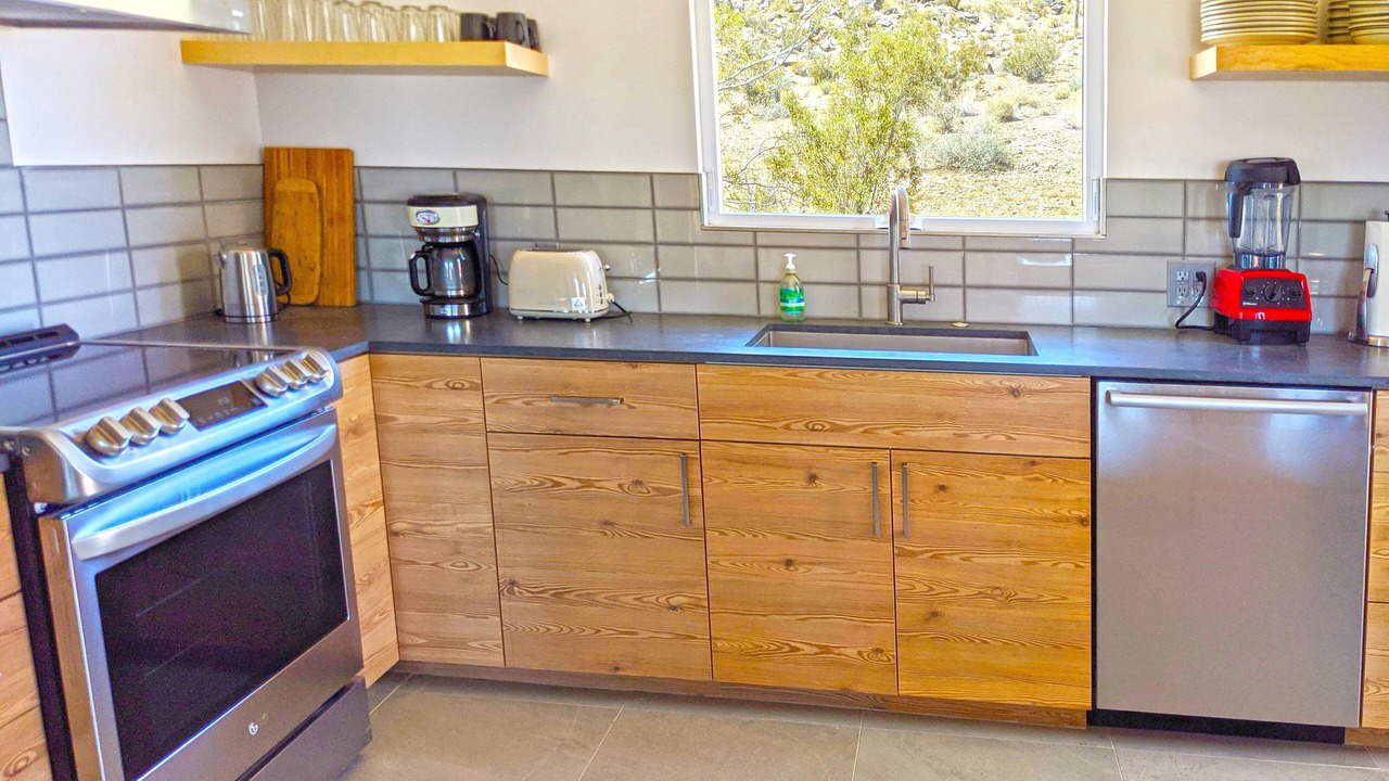 Photo of Kitchen in Yucca Valley