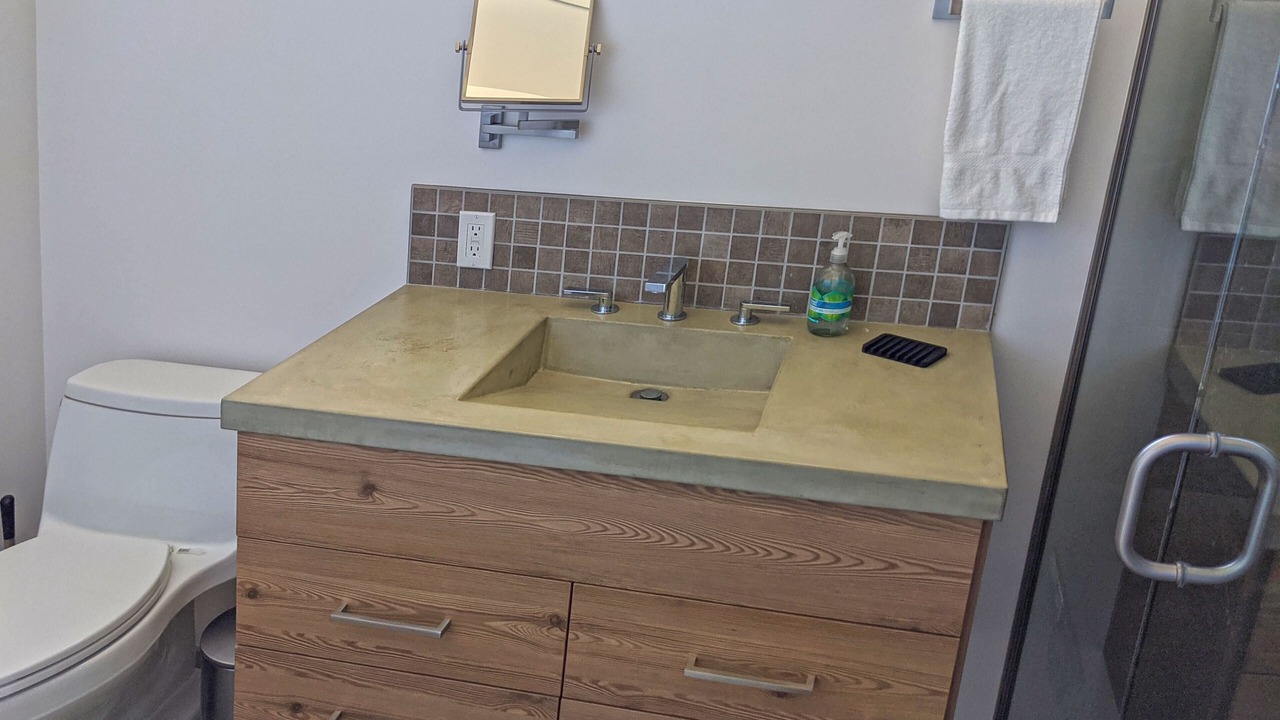 Photo of Bathroom in Yucca Valley