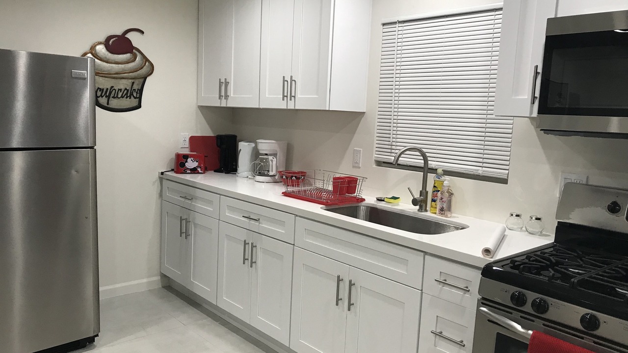 Photo of Kitchen in Valley Glen