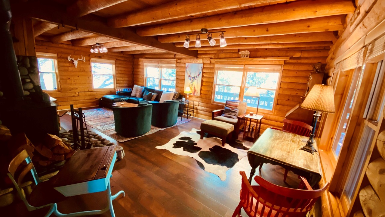Photo of Livingroom in Fern Valley