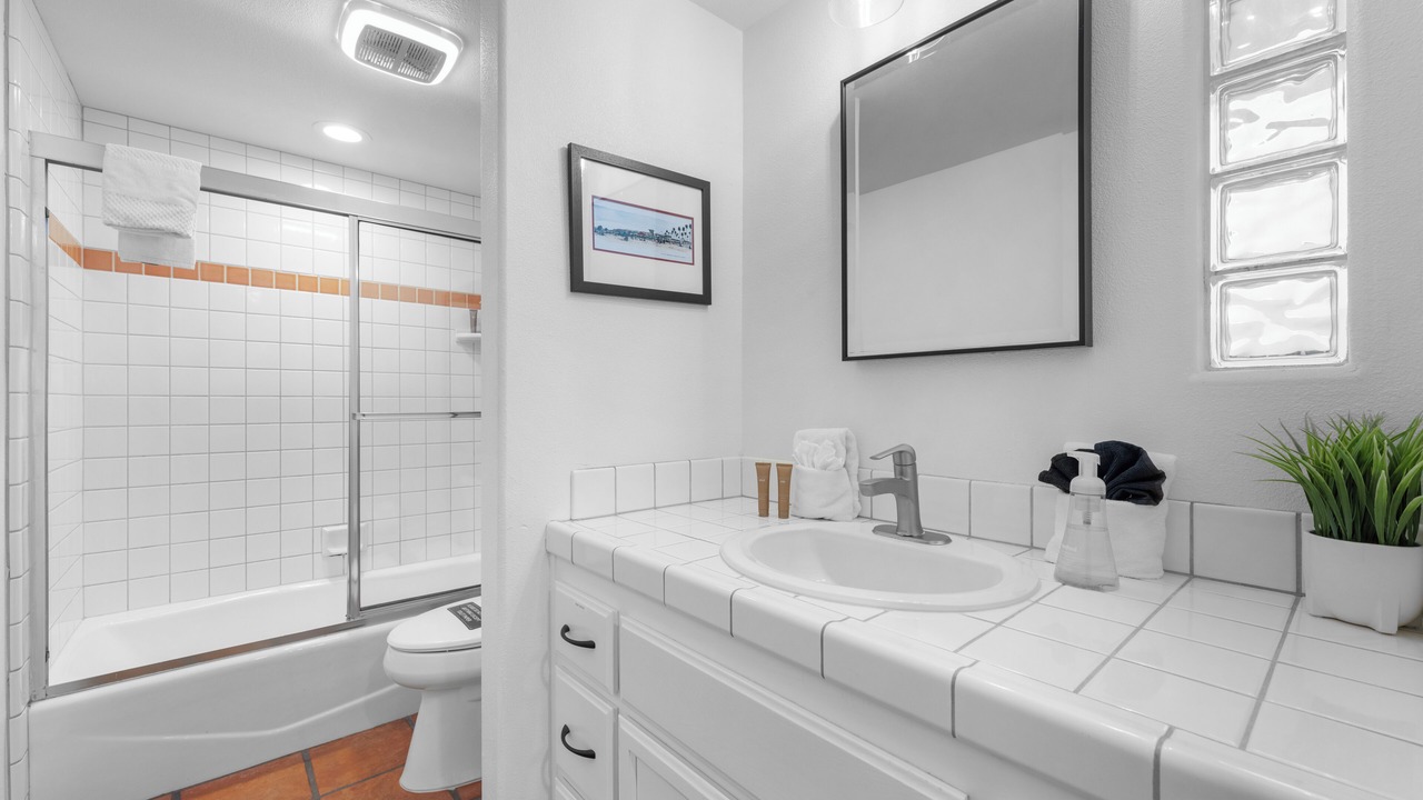 Photo of Bathroom in South Mission Beach