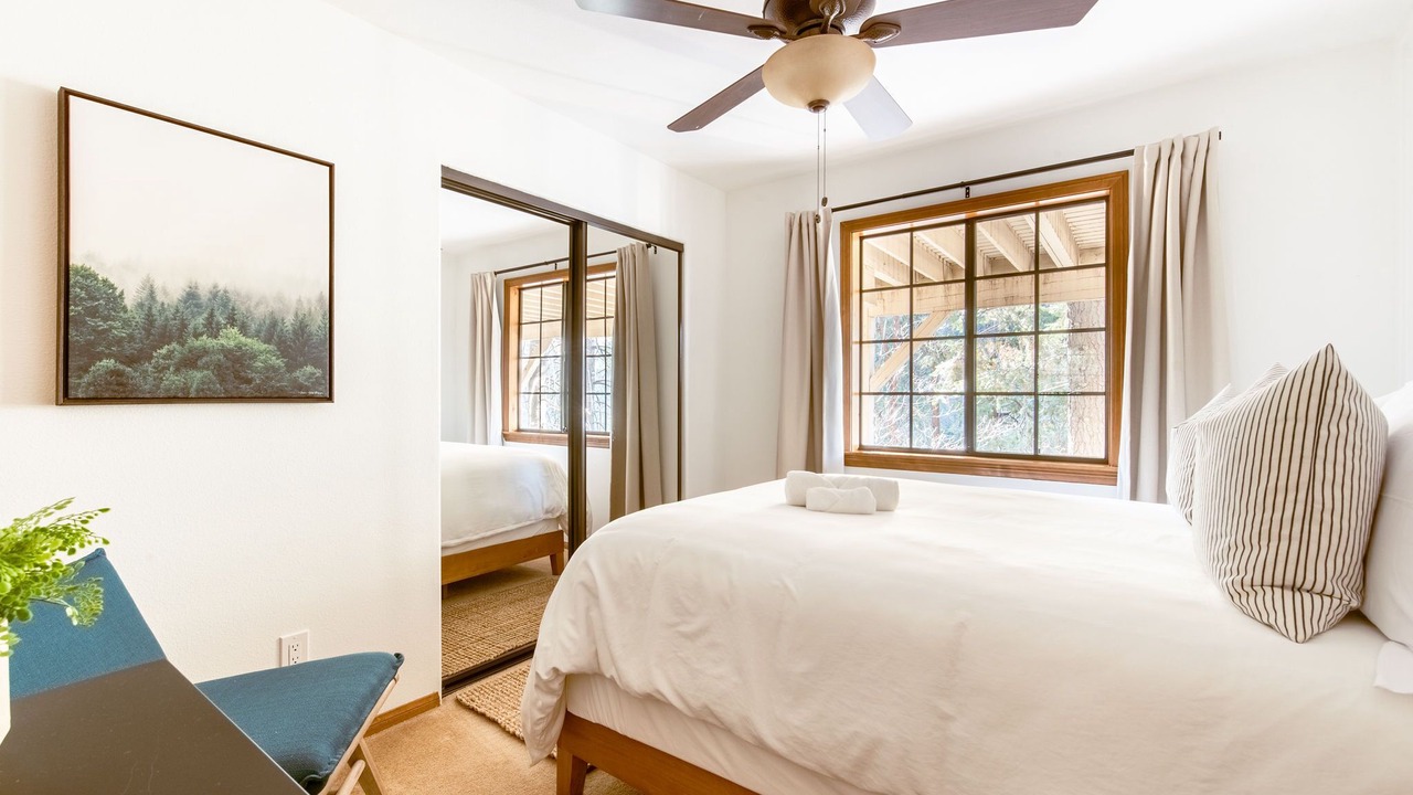 Photo of Bedroom in Arrowhead Villas