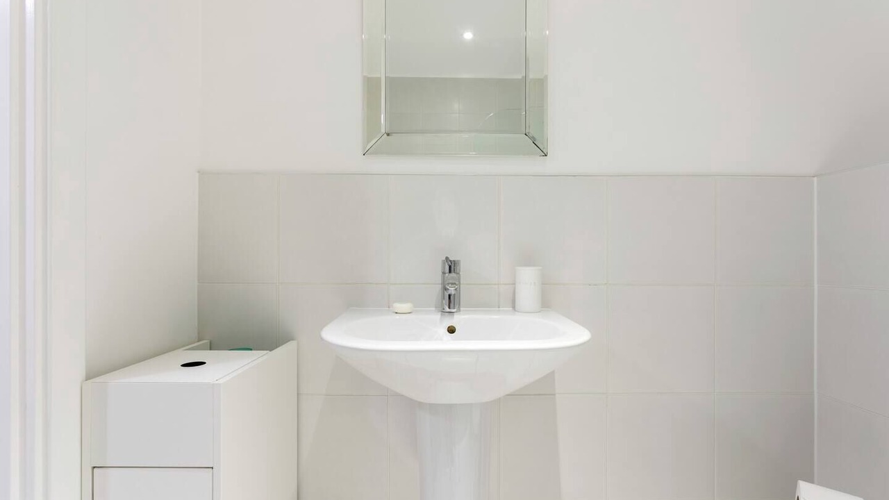 Photo of Bathroom in Limehouse