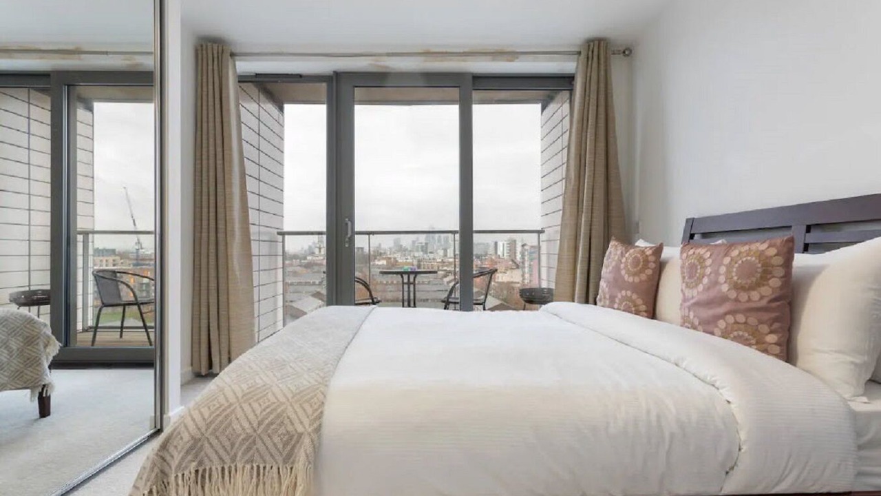 Photo of Bedroom in Limehouse