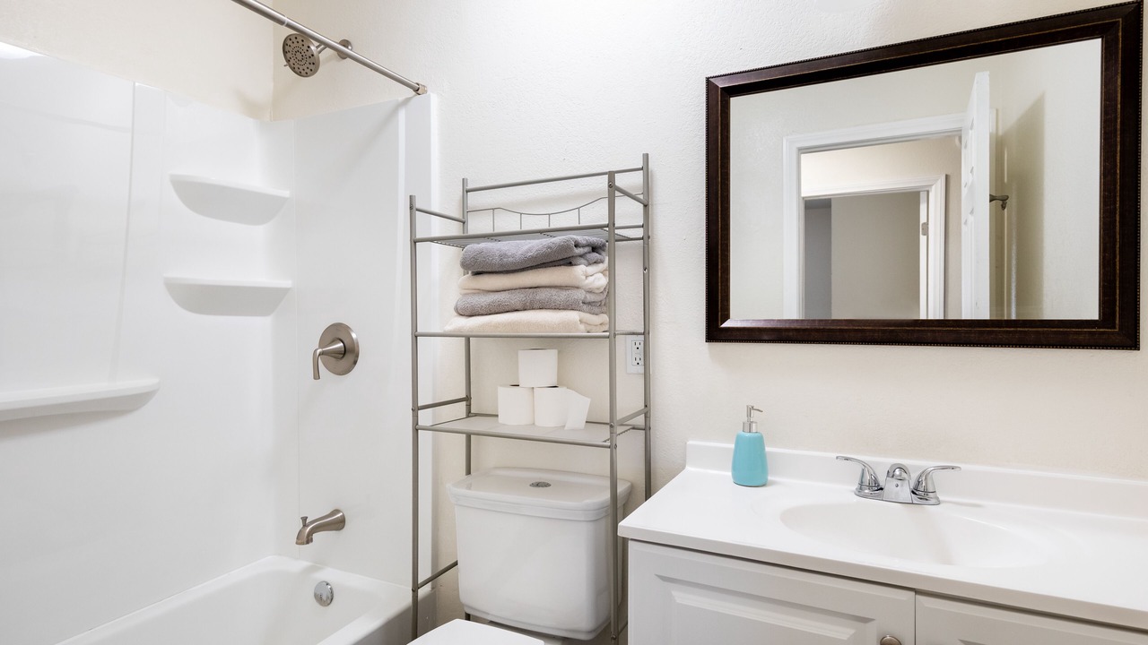 Photo of Bathroom in Wonder Valley