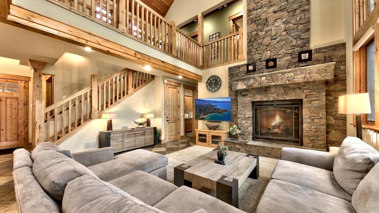 Photo of Livingroom in Montgomery Estates