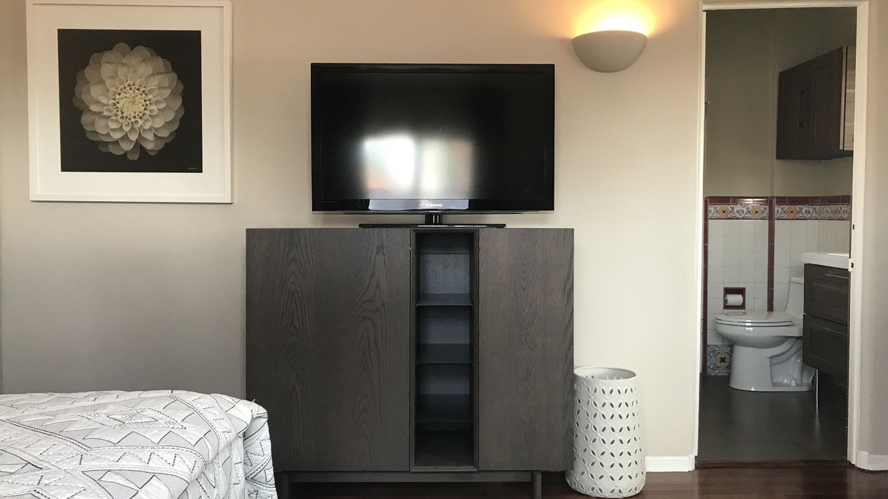 Photo of Bedroom in Mid-Wilshire