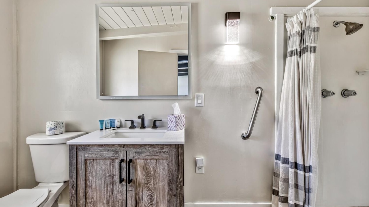 Photo of Bathroom in Walker