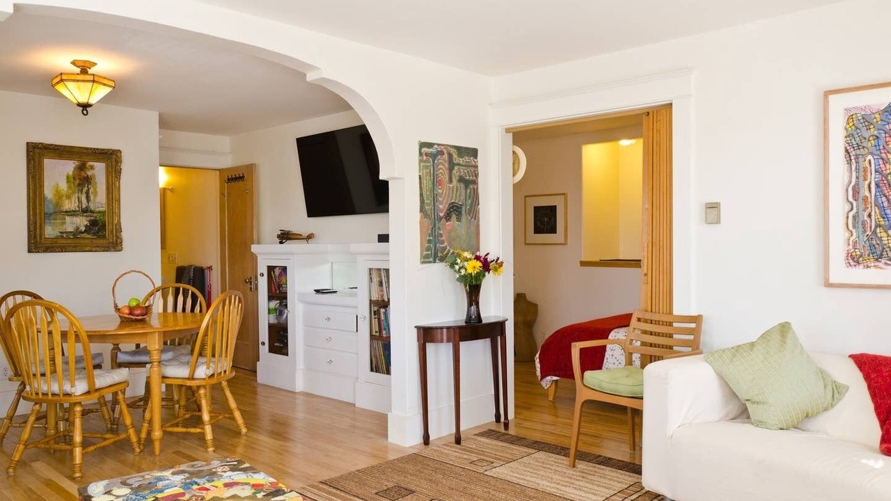 Photo of Livingroom in Elysian Heights