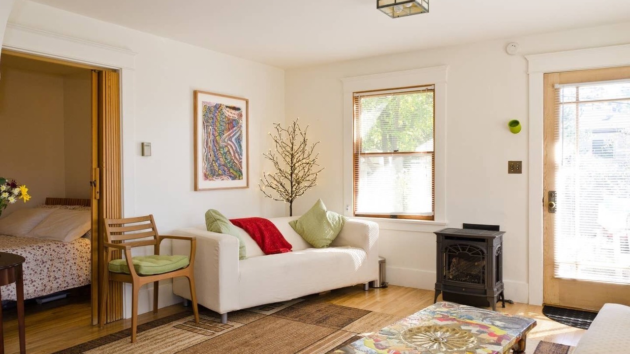 Photo of Livingroom in Elysian Heights