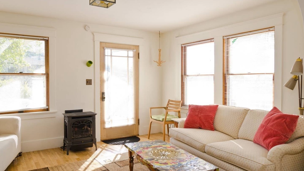 Photo of Livingroom in Elysian Heights
