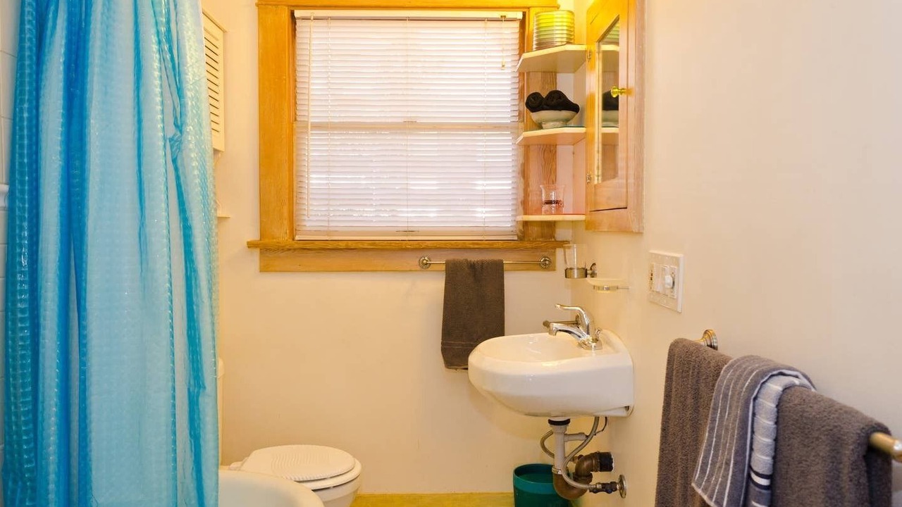 Photo of Bathroom in Elysian Heights