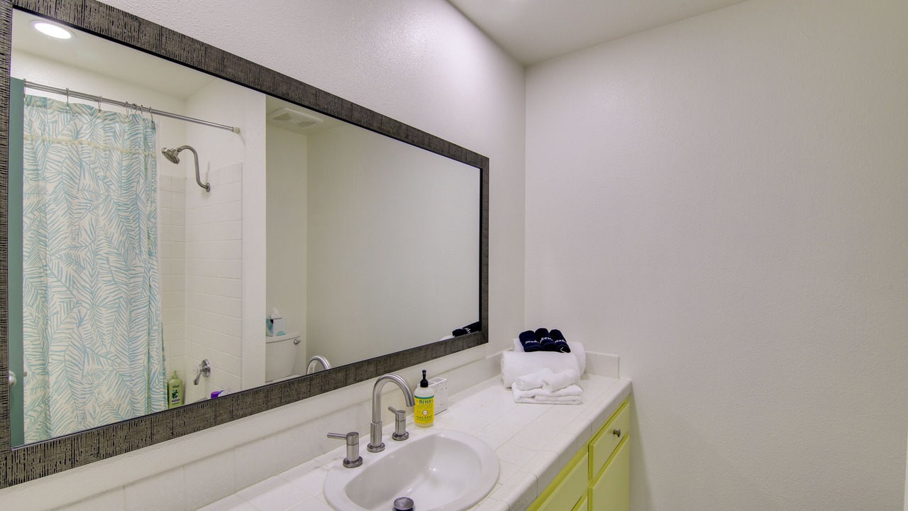 Photo of Bathroom in Araby