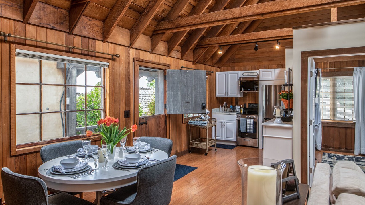 Photo of Bedroom in Northwest Carmel