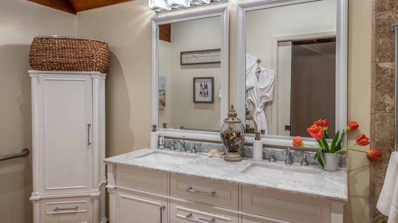 Photo of Bathroom in Northwest Carmel