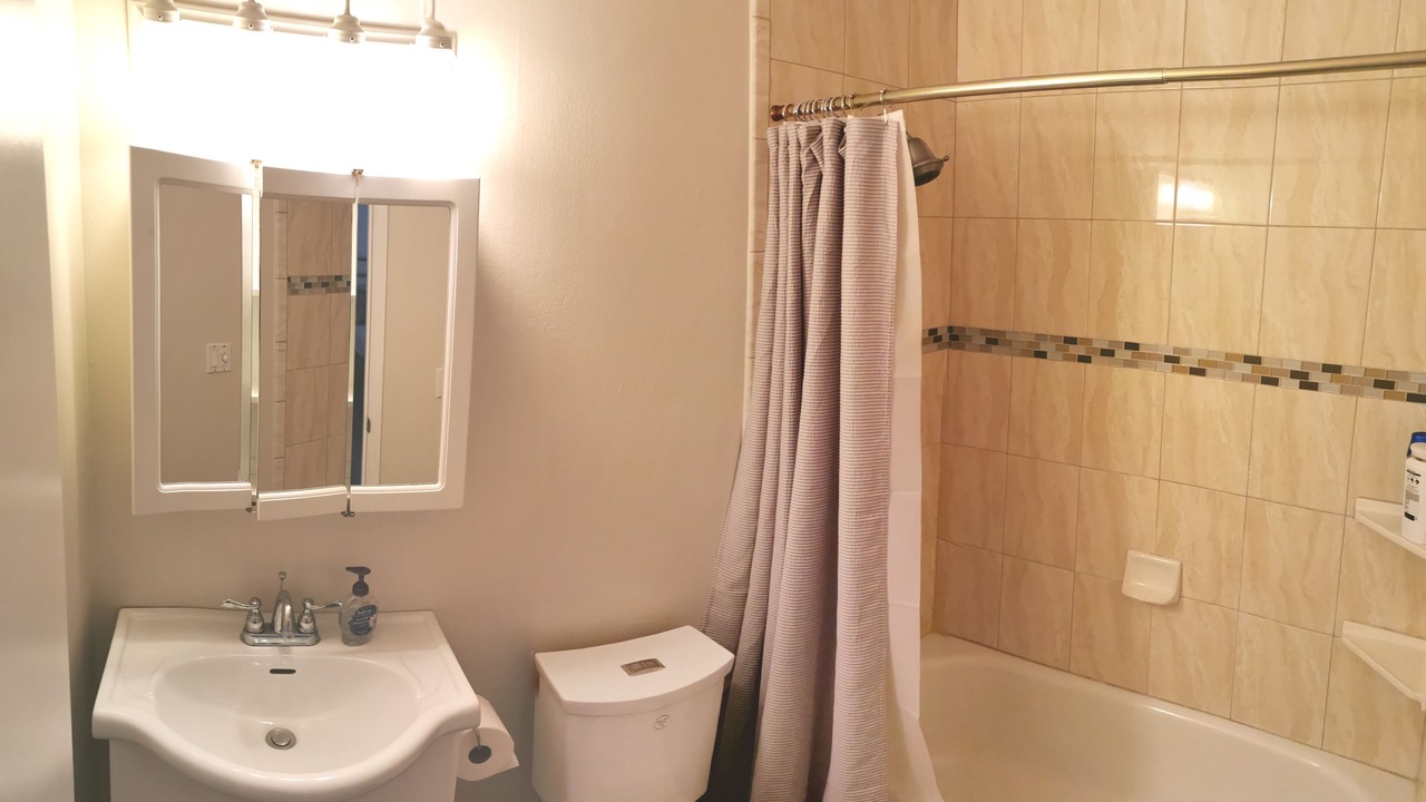 Photo of Bathroom in Berryessa