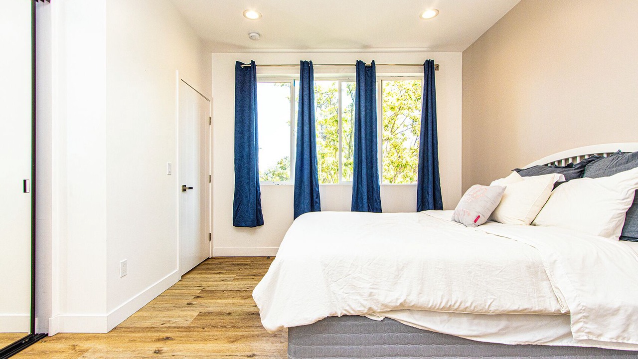 Photo of Bedroom in Canoga Park