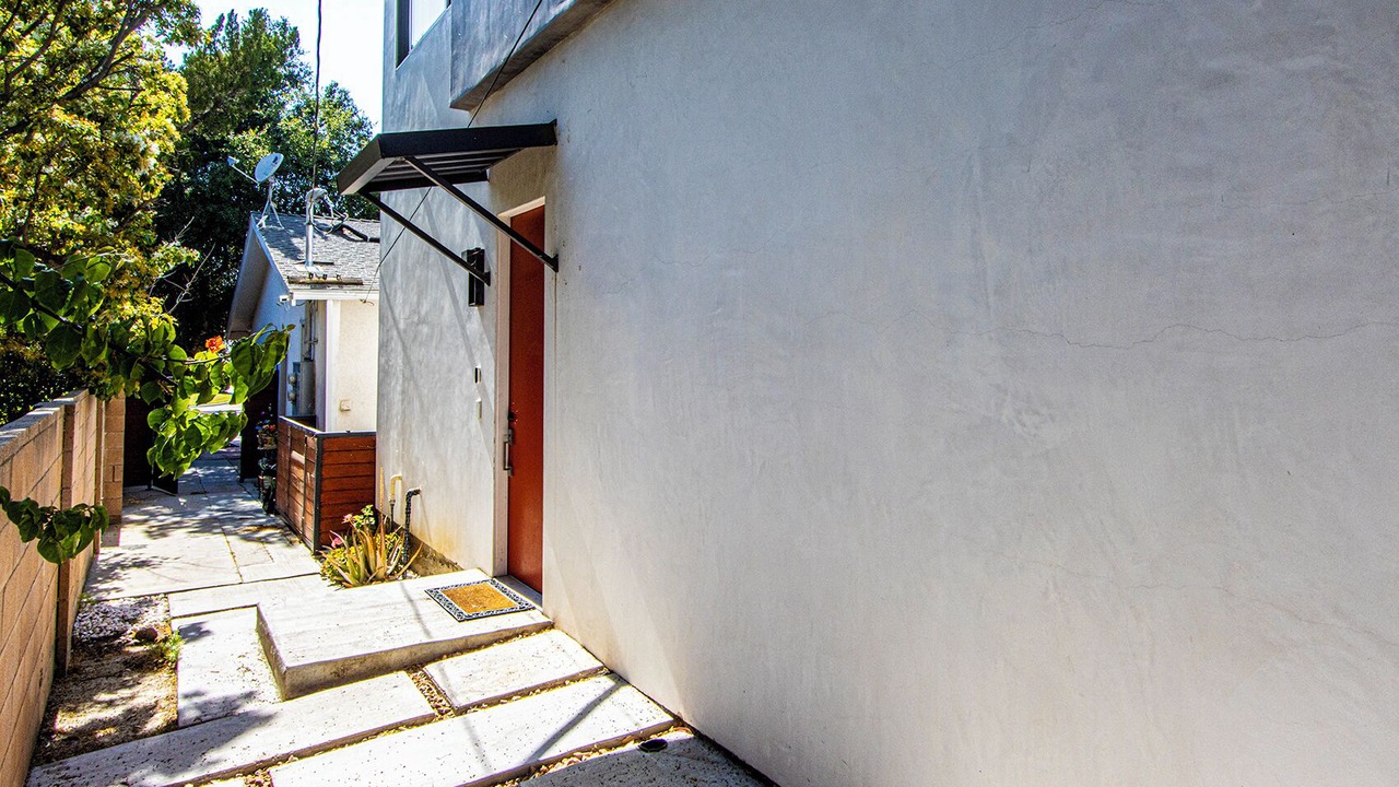 Photo of Outdoor in Canoga Park