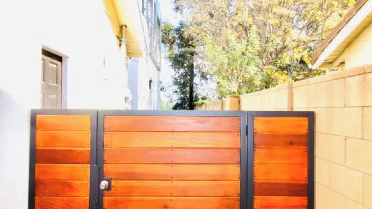 Photo of Outdoor in Canoga Park