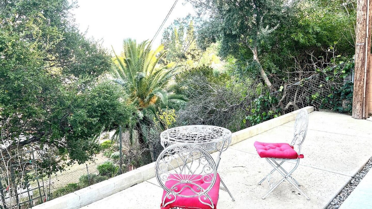 Photo of Outdoor in Canoga Park