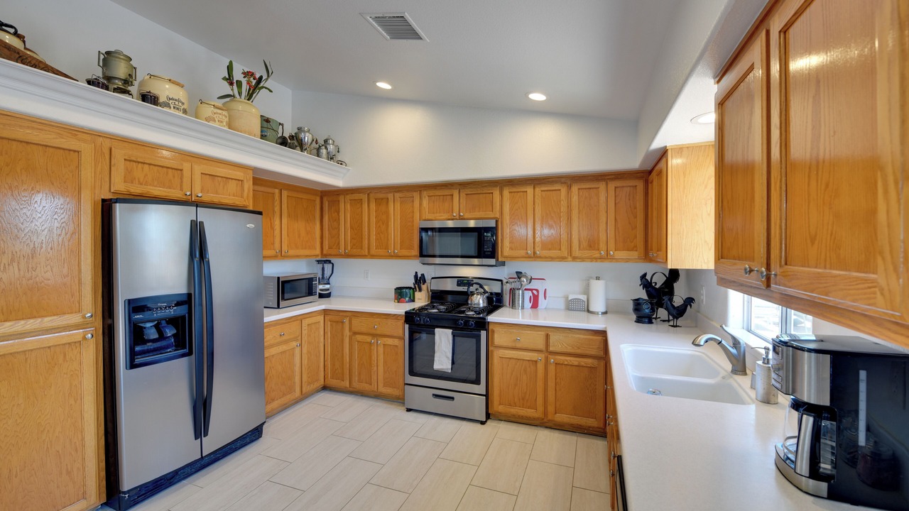 Photo of Kitchen in Morongo Valley
