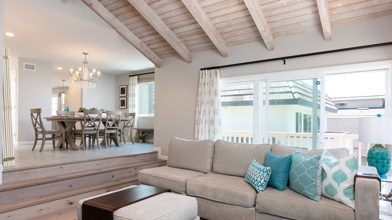 Photo of Livingroom in Oxnard Shores
