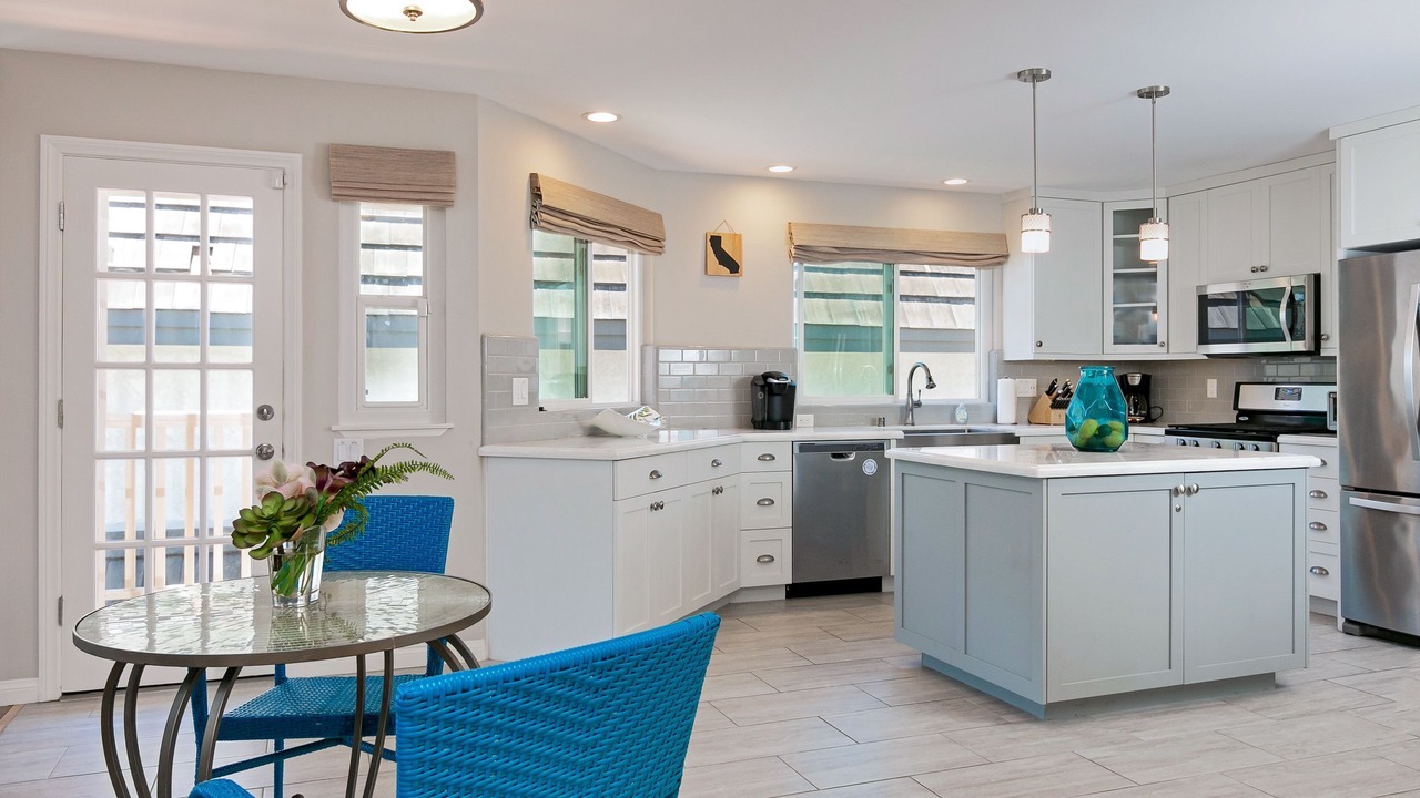 Photo of Kitchen in Oxnard Shores