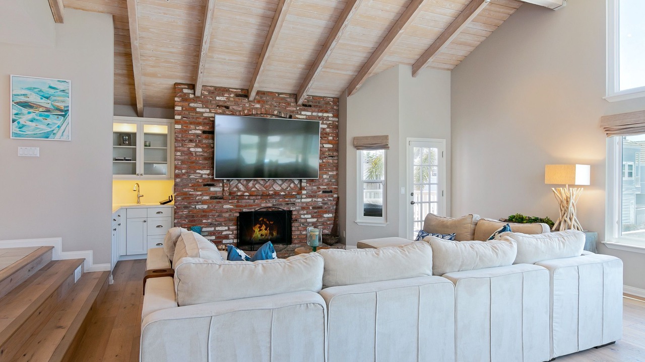 Photo of Livingroom in Oxnard Shores