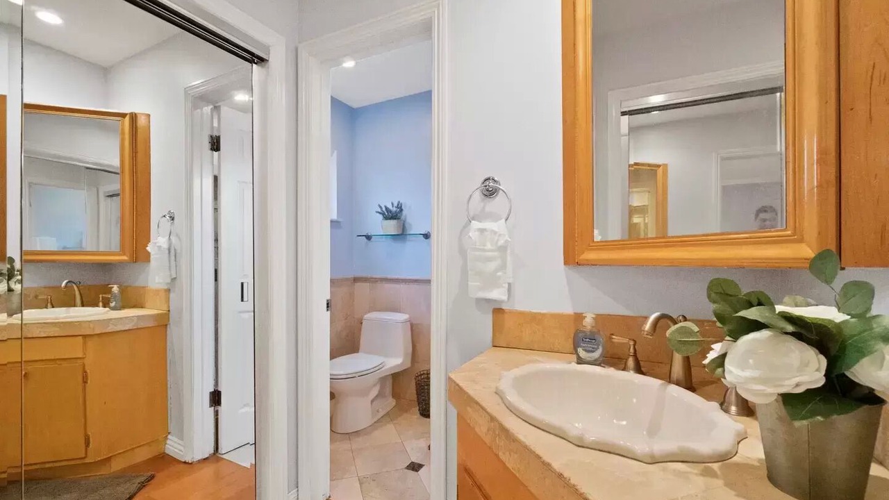 Photo of Bathroom in Orange