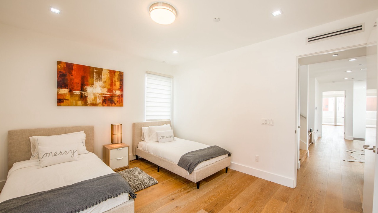 Photo of Bedroom in Hermosa Beach