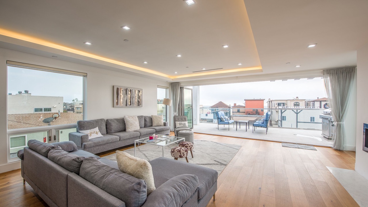 Photo of Livingroom in Hermosa Beach