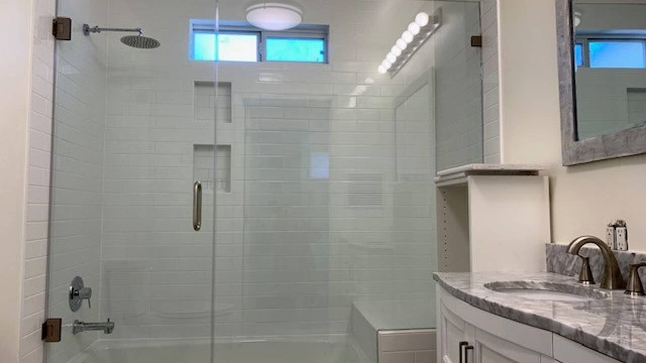 Photo of Bathroom in Los Angeles