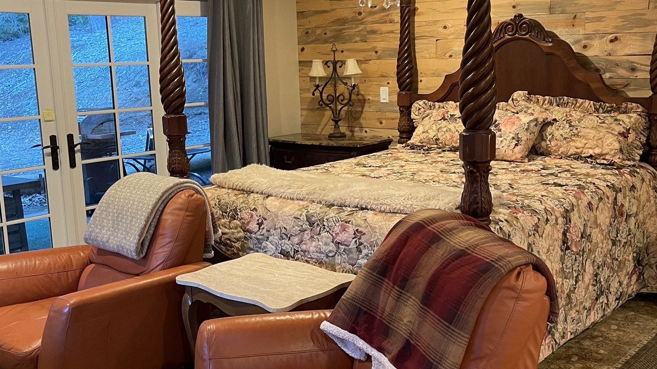 Photo of Bedroom in Pauma Valley
