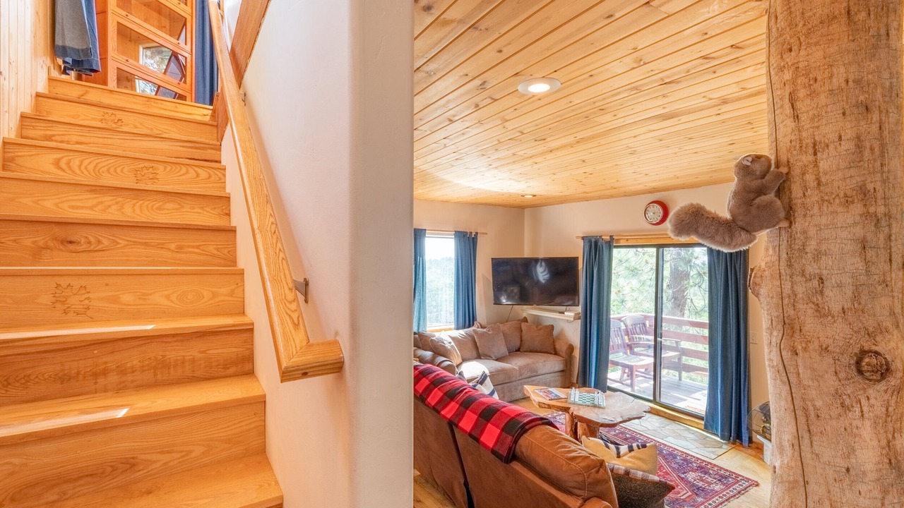 Photo of Livingroom in Green Valley Lake